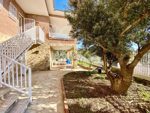 Chalet Independiente en Lloret de Mar — 5
