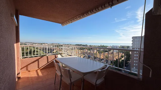 ¡Vistas despejadas al mar desde un piso 11 en Residencial El Brezo! — 14