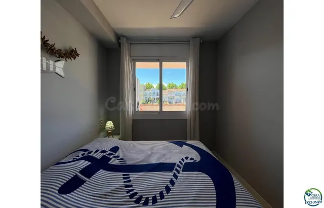 Apartamento en la Marina en un entorno pintoresco con terraz - foto 2