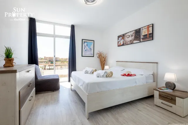 Apartamento reformado con vistas a la piscina y al maren playa paraiso — 11