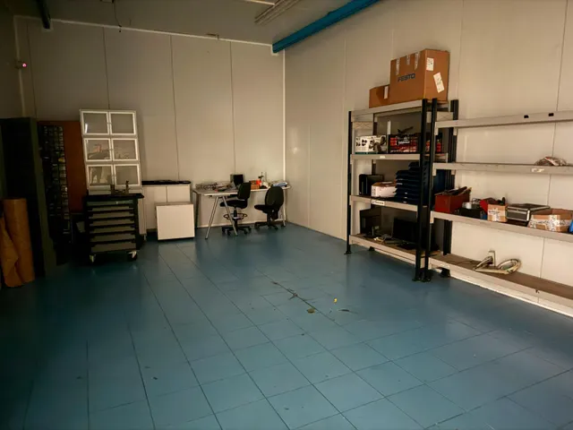 Nau Industrial de 1.035 m2 en venda  a Palafolls — 8
