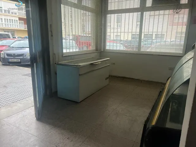 Local convertible en vivienda cerca del muelle — 7
