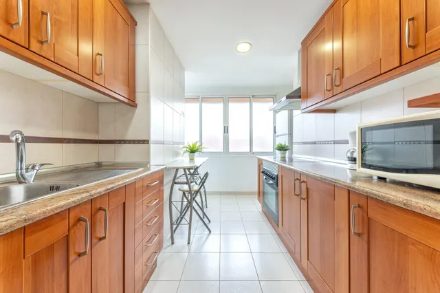 ¡Atención Inversores! Se vende piso de 2 dormitorios alquilado en Ciudad de Asis, Alicante — 9