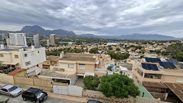 ESPECTACULAR CHALET EN BENIDORM CON APARTAMENTO DE VERANO — 41