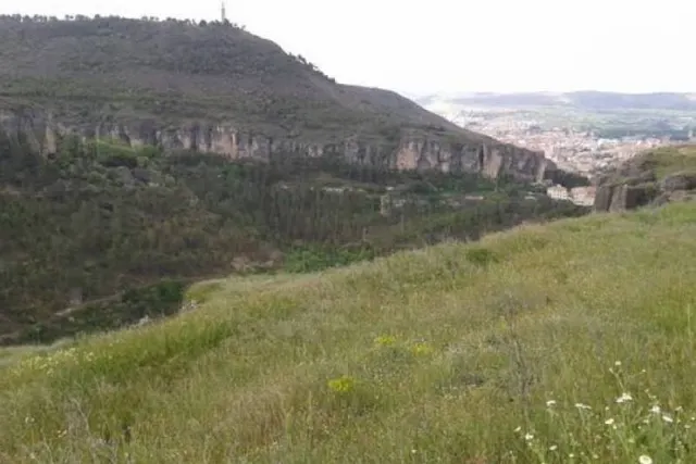IDEAL INVERSORES - PUEBLO RUSTICO EN HENAREJOS — 21