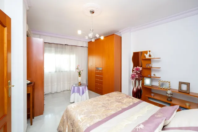 Casa de 6 dormitorios con piscina privada, terrazas y espectaculares vistas en Órgiva – Granada — 19