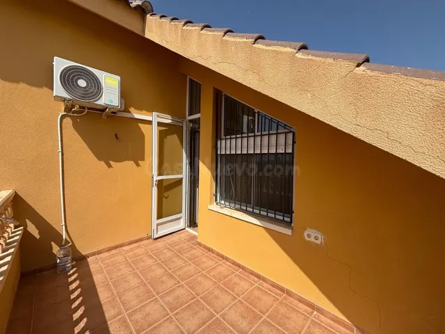 Chalet en Partida del Boch en Crevillente. — 44