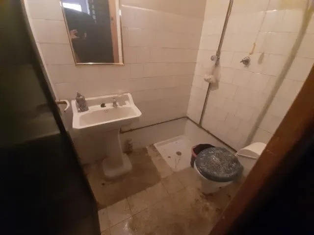 Local Comercial — 9