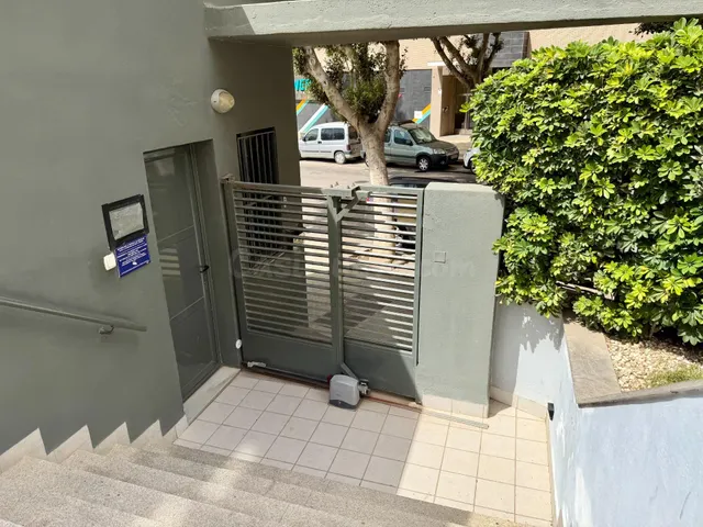 Exclusivo apartamento con piscina, gimnasio, sauna, garaje y trastero en Vega de Acá — 21