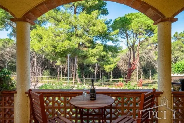 ALQUILER TURÍSTICO - Casa con piscina privada en Pals - foto 3