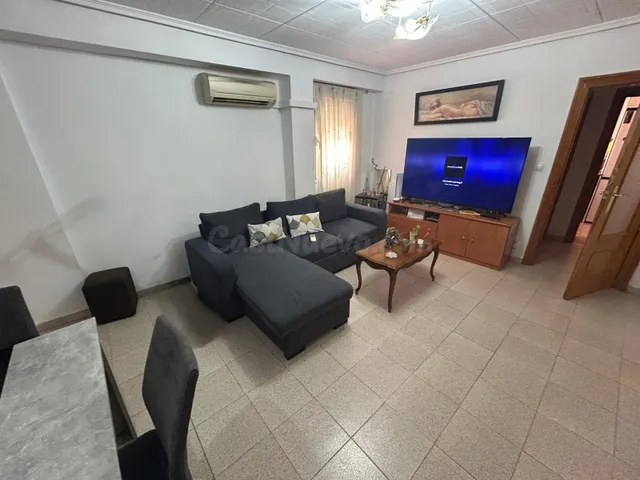 VIVIENDA PARA ENTRAR TOTALMENTE EXTERIOR..MUY LUMINOSA - foto 2