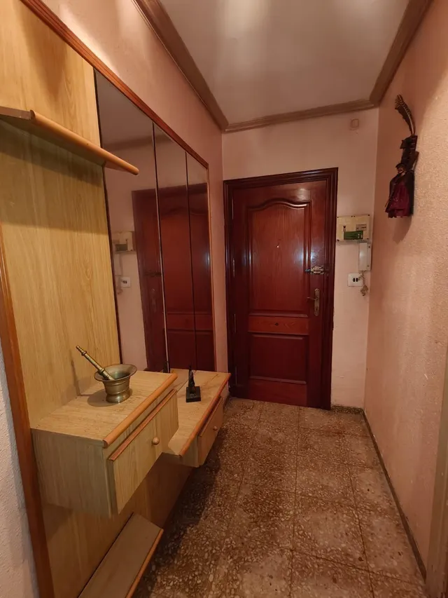 Piso en planta baja de 3 habitaciones con patio en Silla — 15