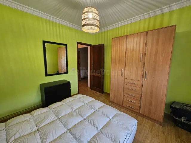 SE ALQUILA habitación EN PISO EN LA CARBALLEIRA - foto 4