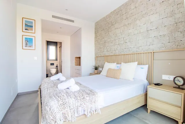 Villa de 3 dormitorios y 3 baños en santiago de la rivera (san pedro del pinatar) — 23