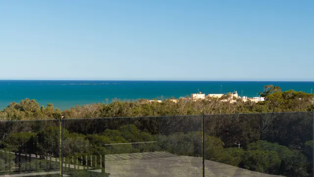 Planta baja 3 habitaciones 154m² en venta - Zona Pueblo — 29