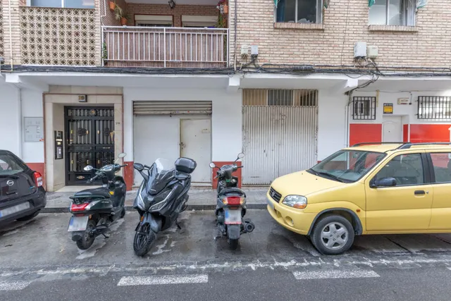 LOCAL COMERCIAL EN VENTA EN C/ASTURIAS — 2