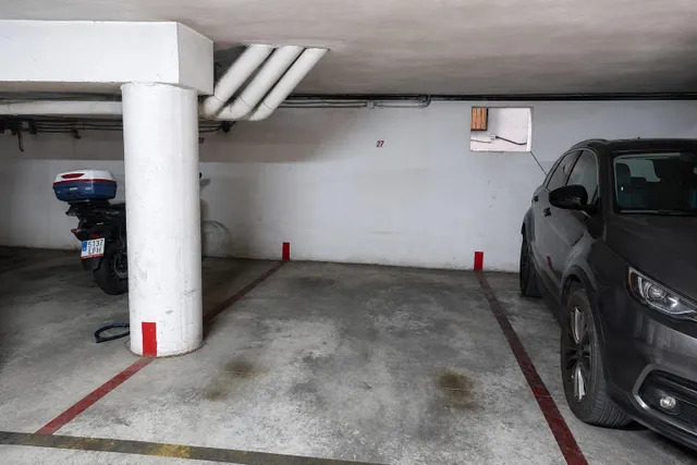 Apartamento con garaje a 300 m del mar — 27