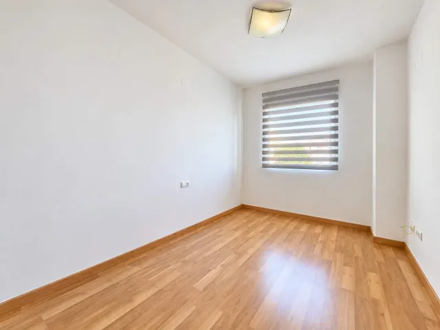 Vivienda de 3 dormitorios con piscina — 15