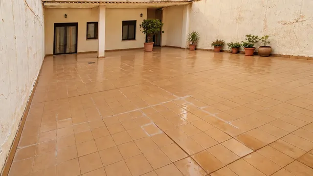 Planta baja de 131 m2 con terraza privada de más de 40 m2, garaje y 2 trasteros en Alicante — 26