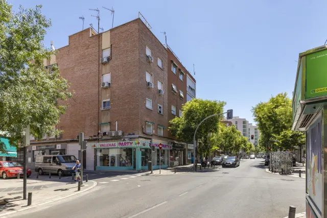 Piso exterior de 2 dormitorios para entrar a vivir — 17