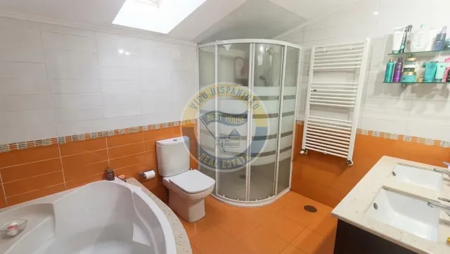 CHALET DE PIEDRA INDEPENDIENTE — 12