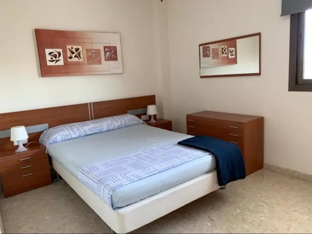 Cuatro dormitorios en La Carihuela — 16