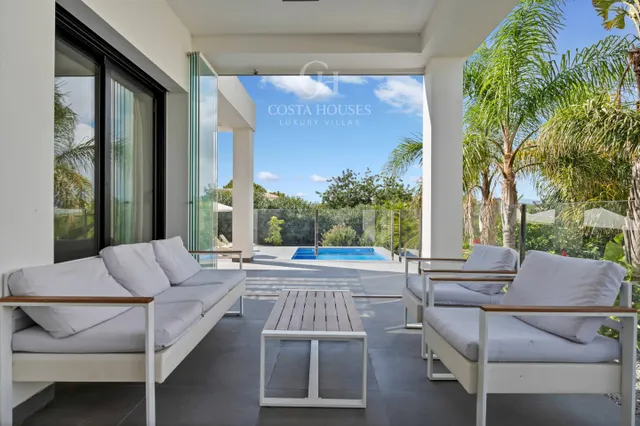 Villa aurena · arquitectura contemporanea, luz y calma mediterranea en javea — 17