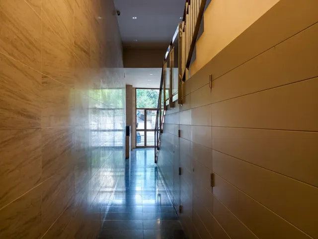 PISO DE 100 m2 CON 4 habitaciones EN LA ZONA DEL ESCORXADOR — 22