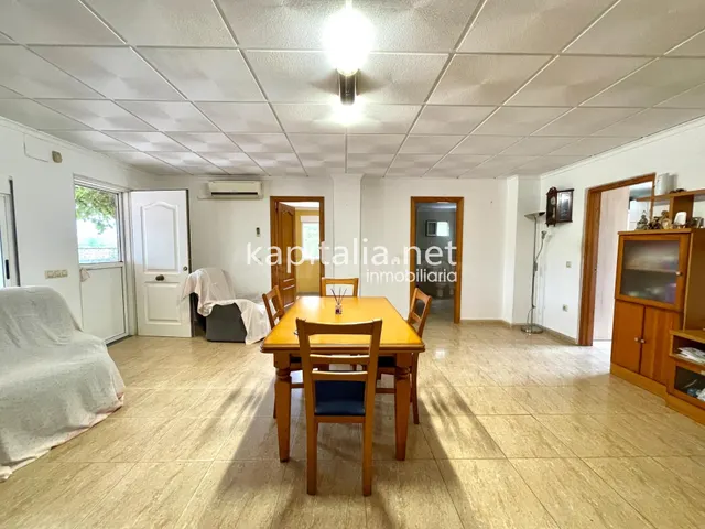 Casa de campo a la venta en Ontinyent. — 2