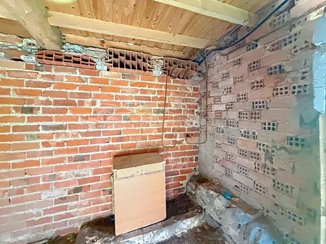 Si quieres vivir en plena naturaleza, esta es tu oportunidaad.Casa pareada para rehabilitar en Malpica , a tan solo 10 minutos del centro de oviedo — 8