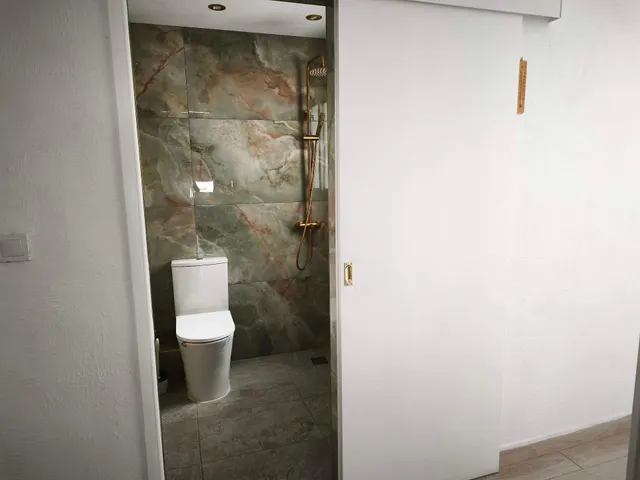 VIVIENDA REFORMADA CON ASCENSOR — 6