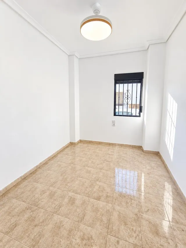 CASA DE PUEBLO CON ENCANTO, REFORMADA Y CON POSIBILIDAD DE CREAR UNA SEGUNDA VIVIENDA – GILET — 15