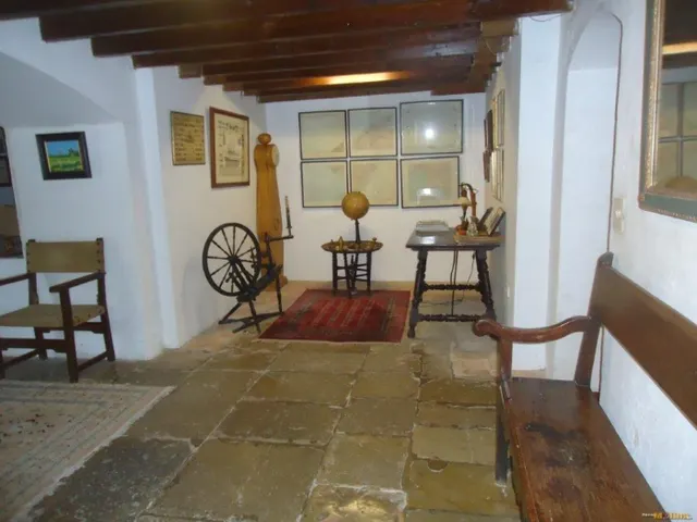 FINCA SEÑORIAL EN VENTA EN GÉNOVA — 39