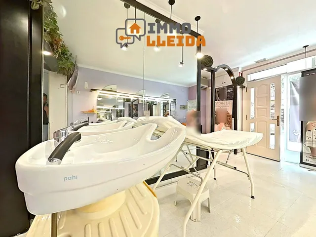 OPORTUNIDAD Local comercial en Balaguer - foto 2