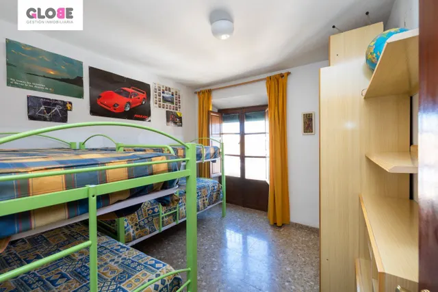 Espectacular edificio a 3 calles con vivienda y locales comerciales en pleno centro de Alhama — 32