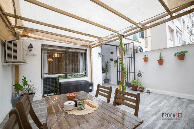 Planta baja con terraza en Sant Josep