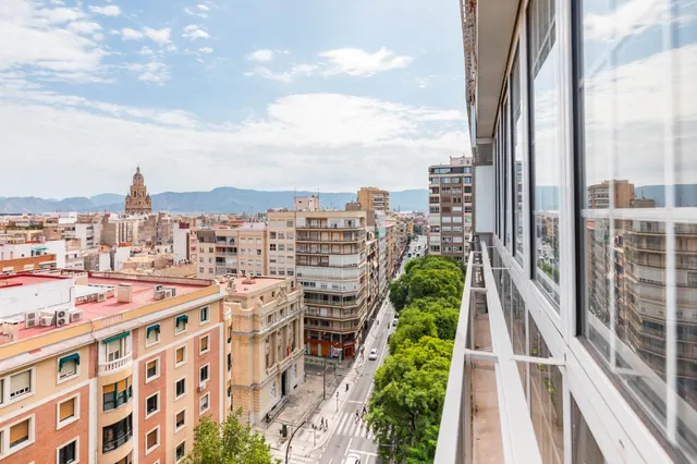 Amplio Piso en Venta en el Corazón de Murcia por €600,000 — 7