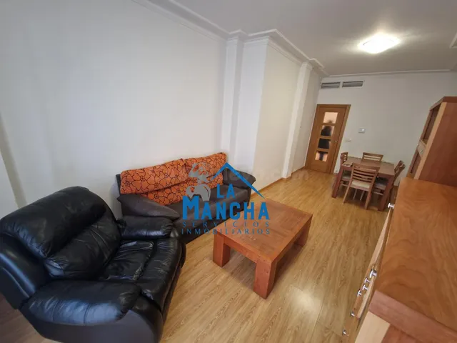 *750€ AL MES* INMOBILIARIA LA MANCHA ALQUILA PISO CON GARAJE - foto 4