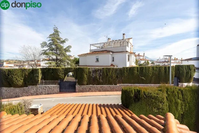 ✨ ¡Tu nuevo hogar con piscina a solo 15 minutos de Granada! — 32