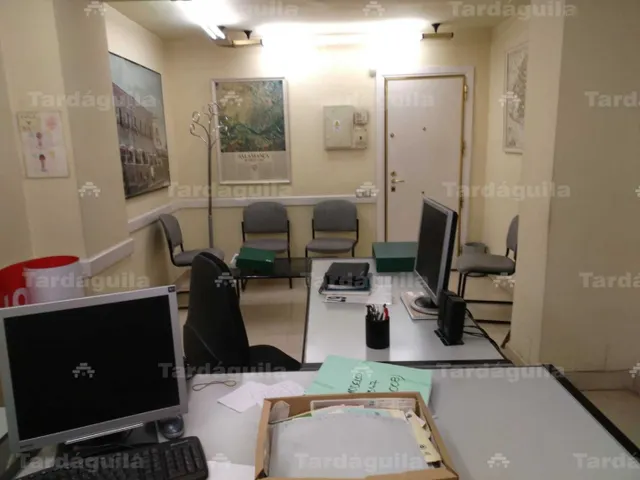 EXCELENTES OFICINAS EN MARIA AUXILIADORA — 9