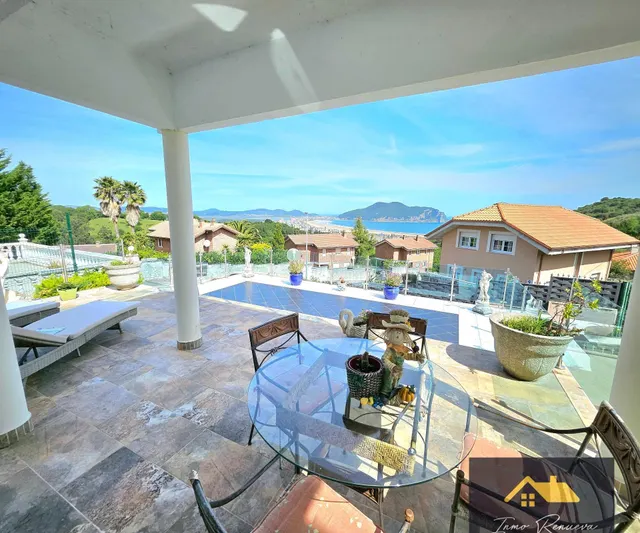 Se vende Chalet Independiente con vistas espectaculares a la - foto 4
