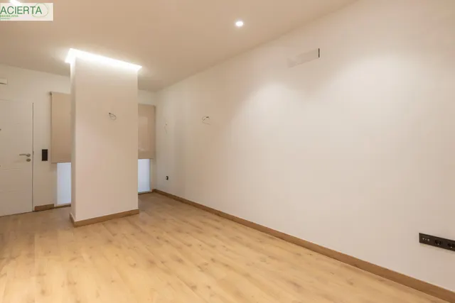 Moderno estudio tipo loft en urbanización villa pineda - zona villarejo — 6