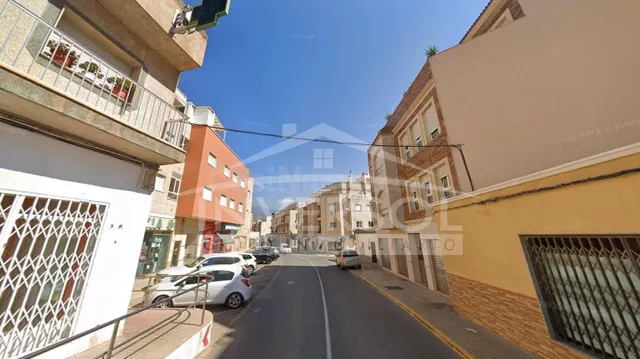 VIVIENDA EN CALLE SIERRA NEVADA - foto 3