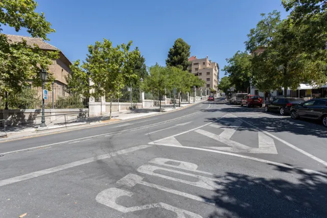 oportunidad en Albaicín bajo — 30