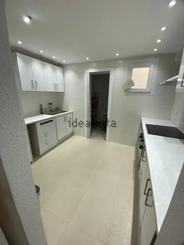 Alquiler de piso en Calle Vecina Concha Ruiz, 30 — 14