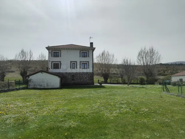 Hotel en Venta en Montemediano La Rioja - foto 4