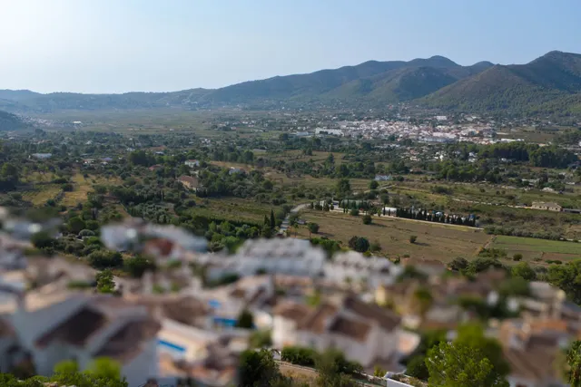 Terreno edificable en Jalón con vistas al valle y servicios cercanos — 14