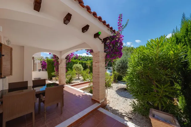 ESPECTACULAR BUNGALOW EN ORIHUELA COSTA CON PISCINA COMUNITA - foto 5