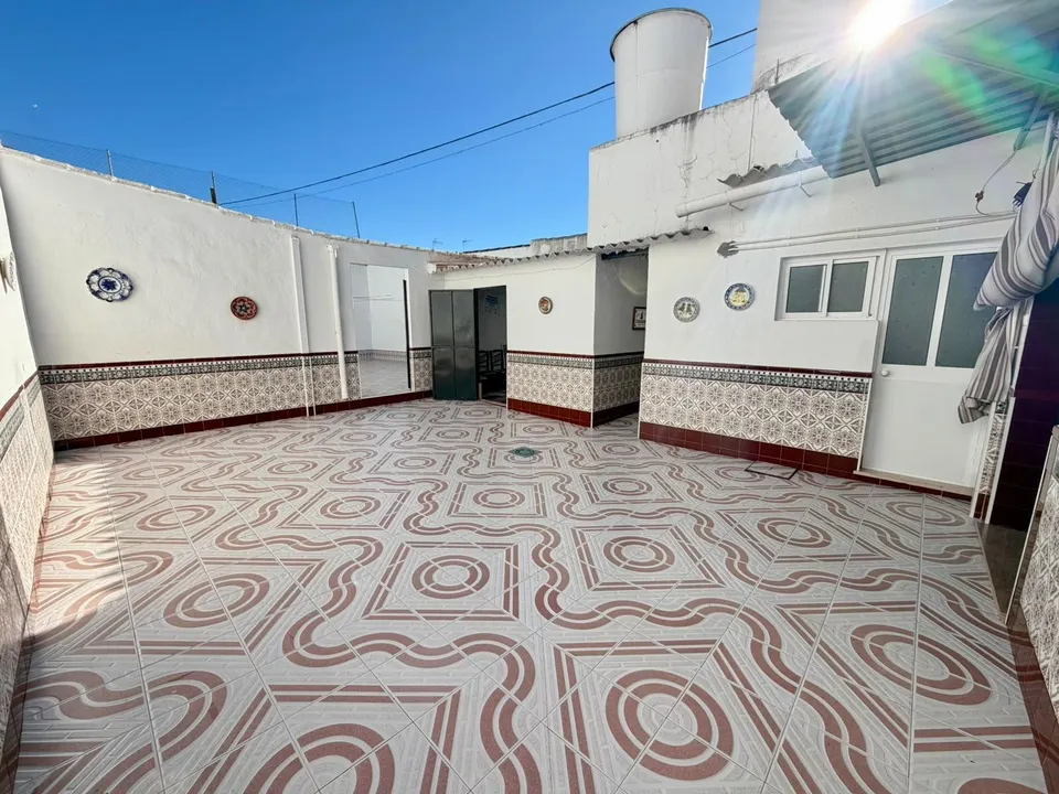 Excepcional Casa en Campillos - Oportunidad Única por €190,000