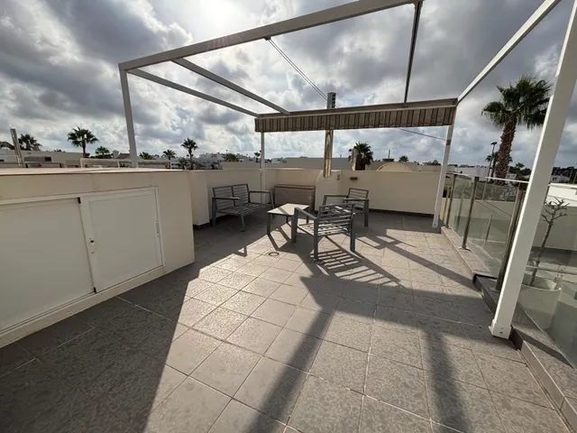 Exclusivo adosado estilo Murano en Villamartín- Torrevieja — 10